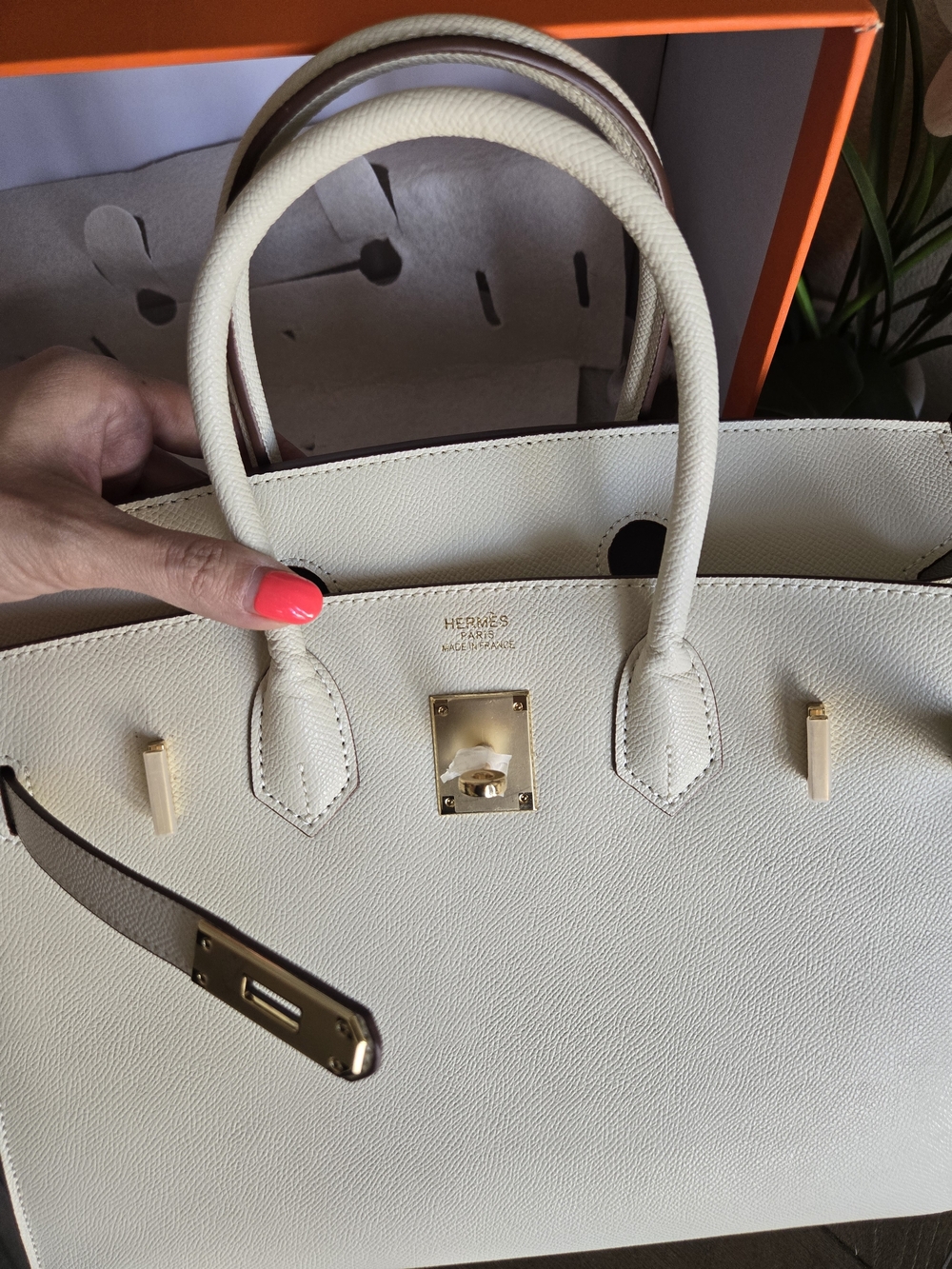 Cream Birkin-Structured Top-Handle Tote Bag with Gold Hardware - Picture 7 of 8